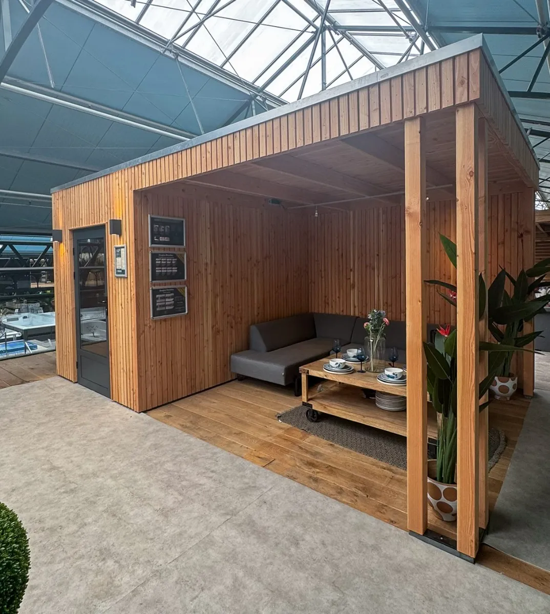 Showmodel Tuinhuis Emily 550 x 300 cm