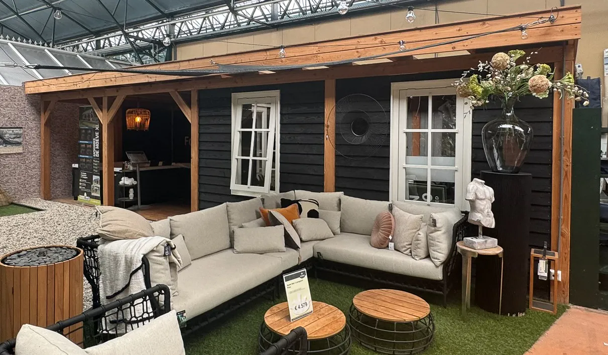 Showmodel Tuinhuis Mensa 12 x 4 m