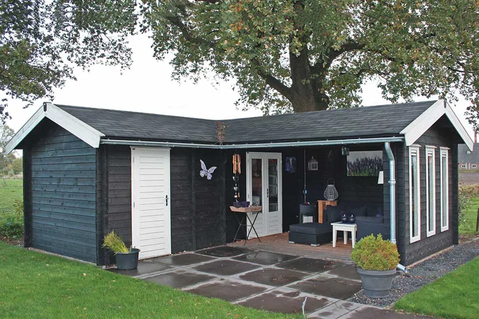 Lugarde | Maatwerk schuur met overkapping B48